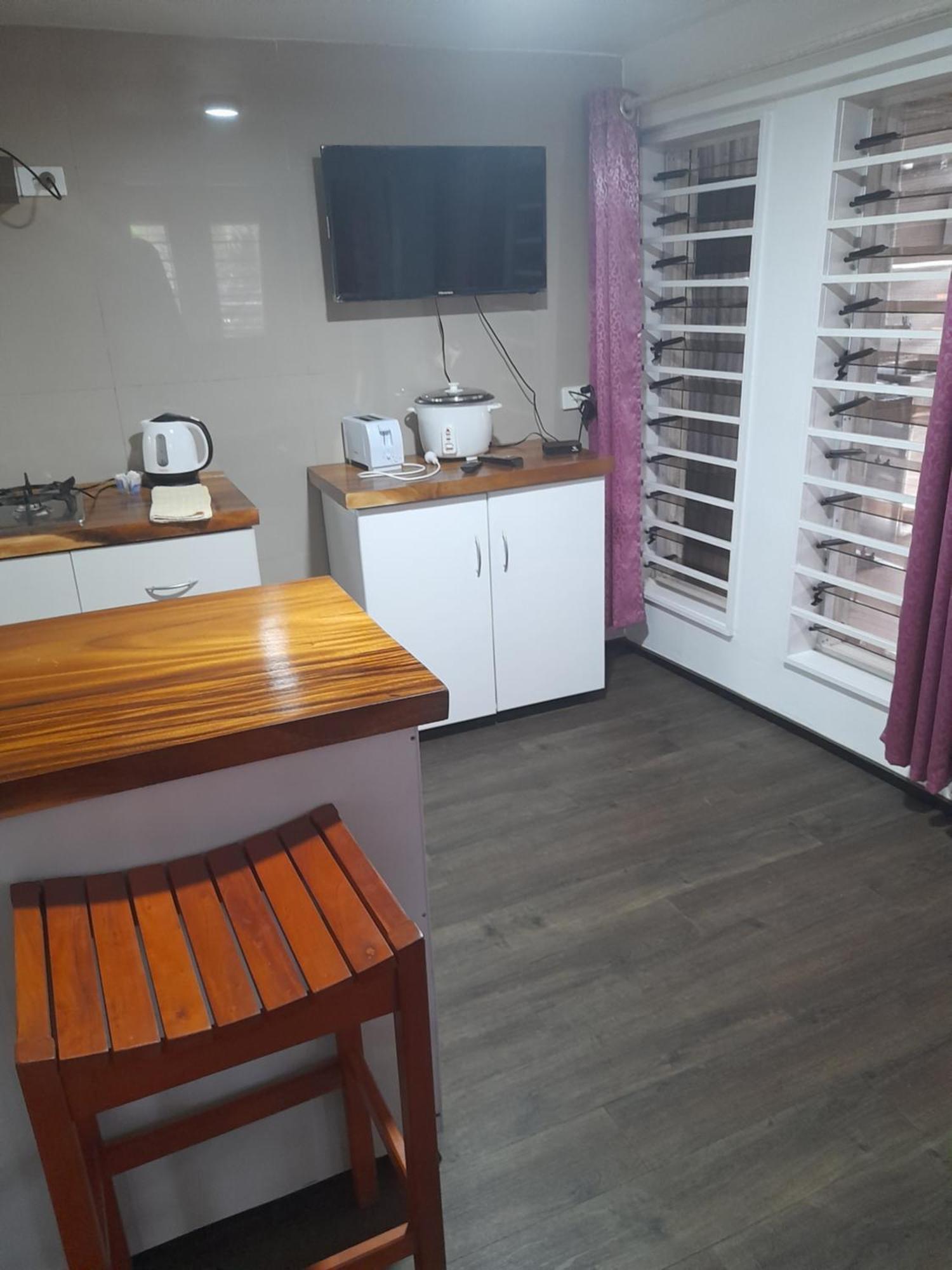 Bidesi Villa Apartments Suva Kültér fotó